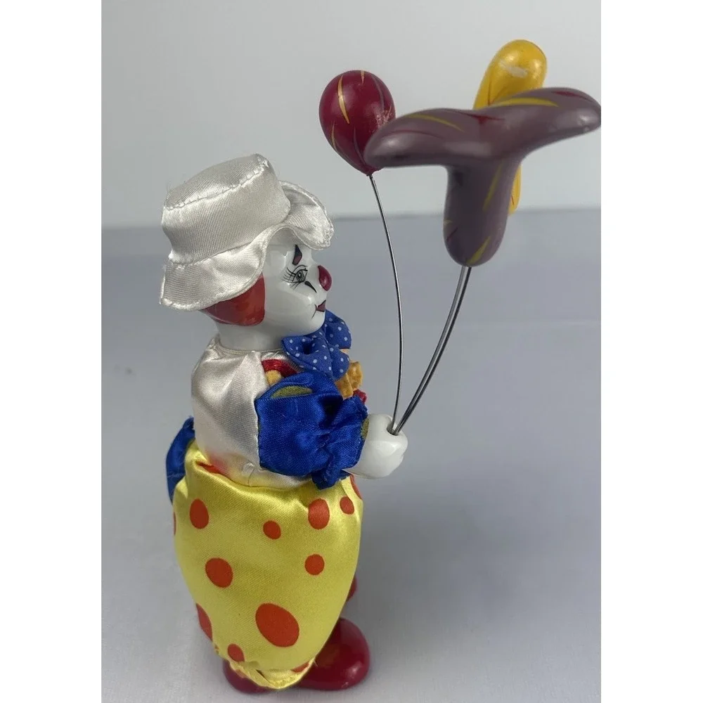 Vintage Hooray For Clowns Porcelain Clown Figurine Rite Aid Balloon Doll Tag